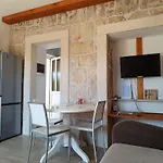 Nada * Rogoznica (Sibenik-Knin)