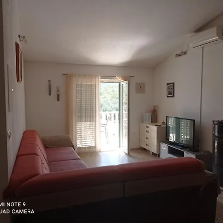 Apartment Nada *