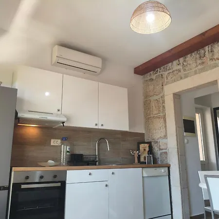Nada Apartment *