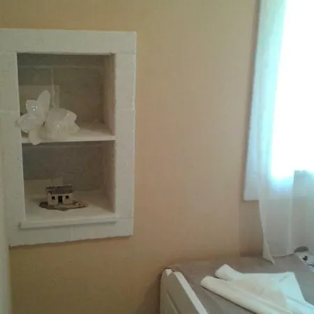 Nada Rogoznica (Sibenik-Knin)