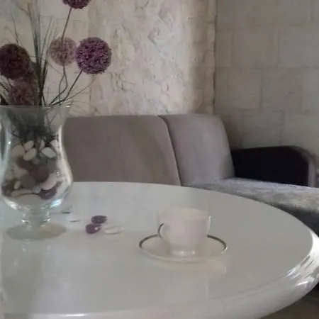 Nada * Rogoznica (Sibenik-Knin)