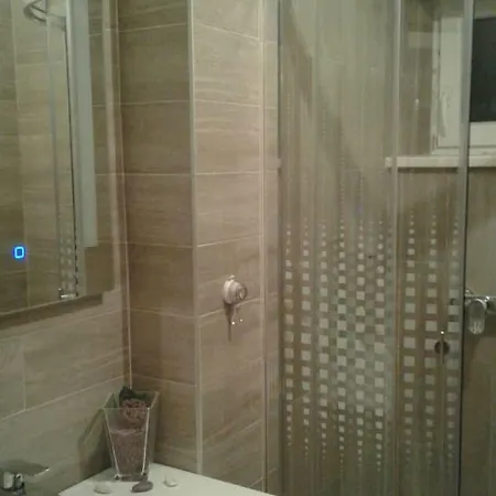 Nada * Rogoznica (Sibenik-Knin)