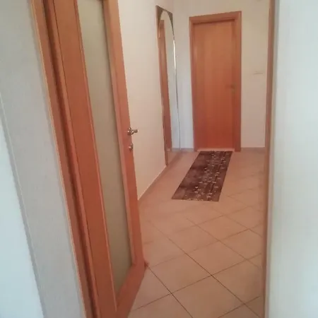 Nada Apartment *